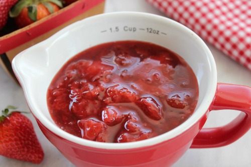 3 Ingredient Strawberry Sauce