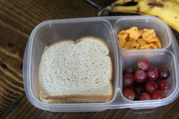 Back-to-School Lunch Budgeting Tips & Tricks - BargainBriana