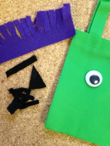 Dollar Store DIY: Halloween Treat Bags