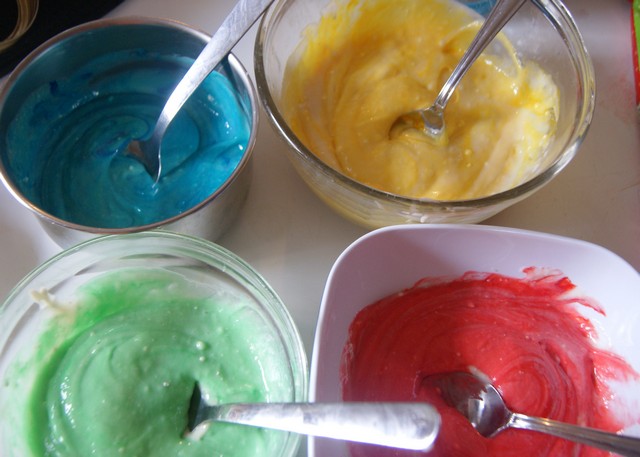 Divided Batter for rainbow cupcakes