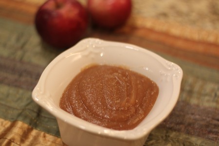 Easy Slow Cooker Applesauce Recipe