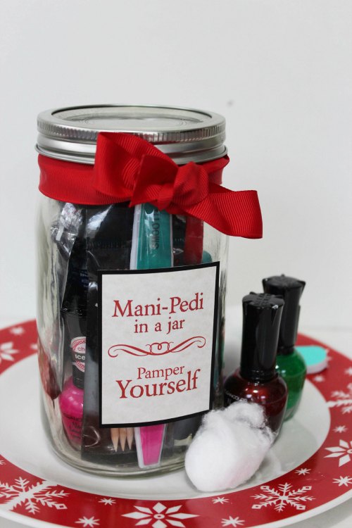 Gifts in a Jar Idea to Pamper