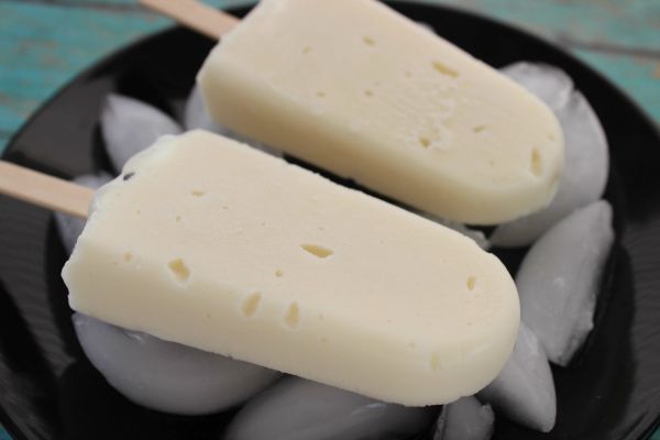 Homemade Vanilla Pudding Pops Recipe DIY