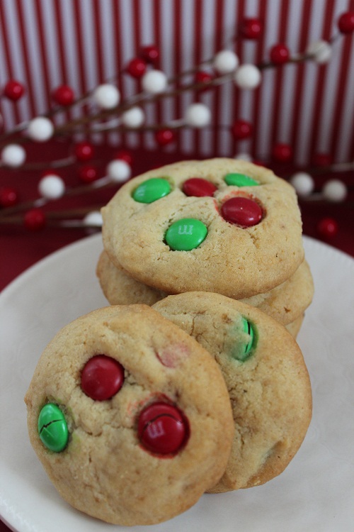 Christmas M&M Cookies - BargainBriana