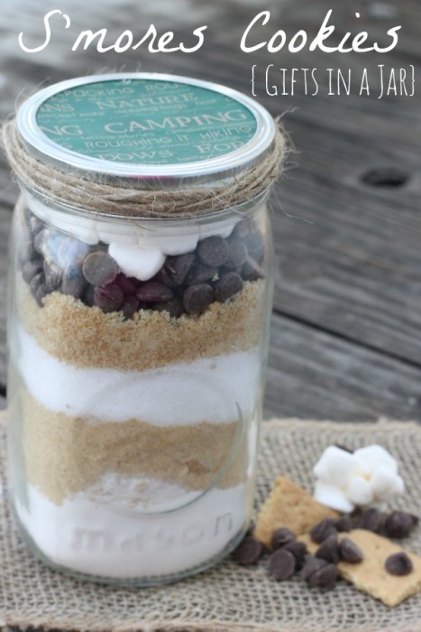 Gifts in a Jar S'mores Cookies - BargainBriana