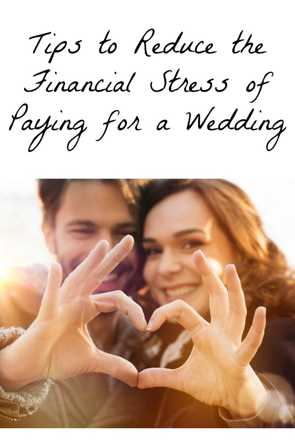 Tips to Reduce the Financial Stress of Paying for a Wedding