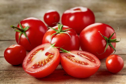 Unique tomato recipe ideas full of flavor to make when you have an abundance of tomatoes and are sick of making spaghetti sauce! Dinner ideas, salad ideas, and more!