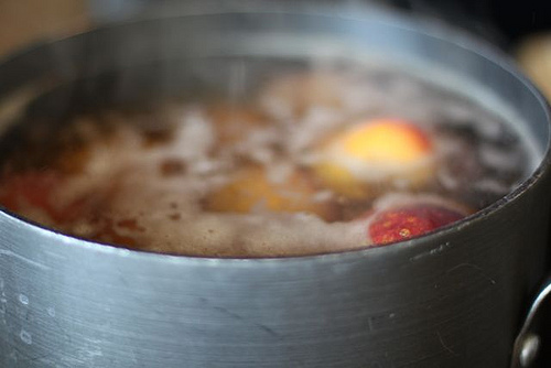boiling peaches to freeze